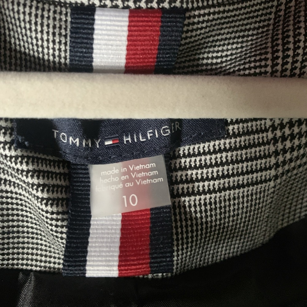 $149 Tommy Hilfiger womens Business Plaid Fitted Single Button Blazer Sz10 - Picture 7 of 8
